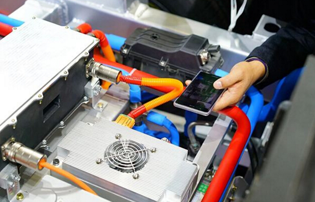 电流感应电阻器采用计算和实验相结合测试