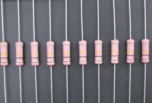 玻璃釉电阻器与有机合成实心电阻器之间区别